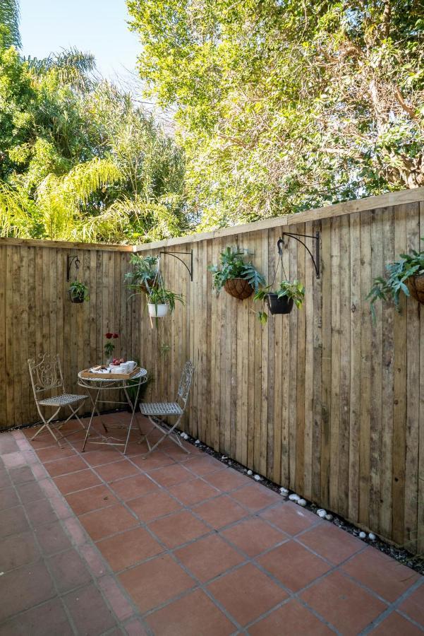 The Beautiful South Guesthouse Stellenbosch Exterior foto